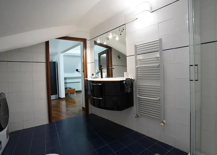 Apartman Airport & Sea, Large Music-themed Genova